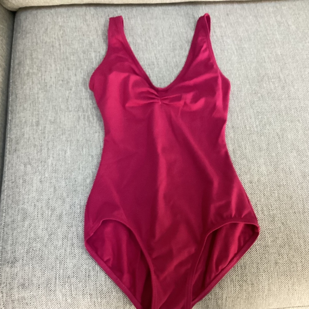 Capezio hot pink tank leotard in adult S
